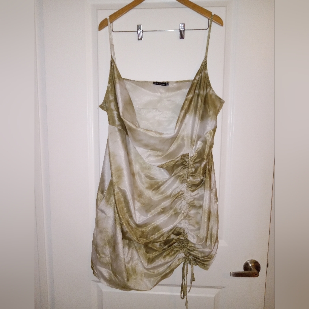 PrettyLittleThing Green White Satin Mini Dress Rouched Plus Size 22 Plunge Neck